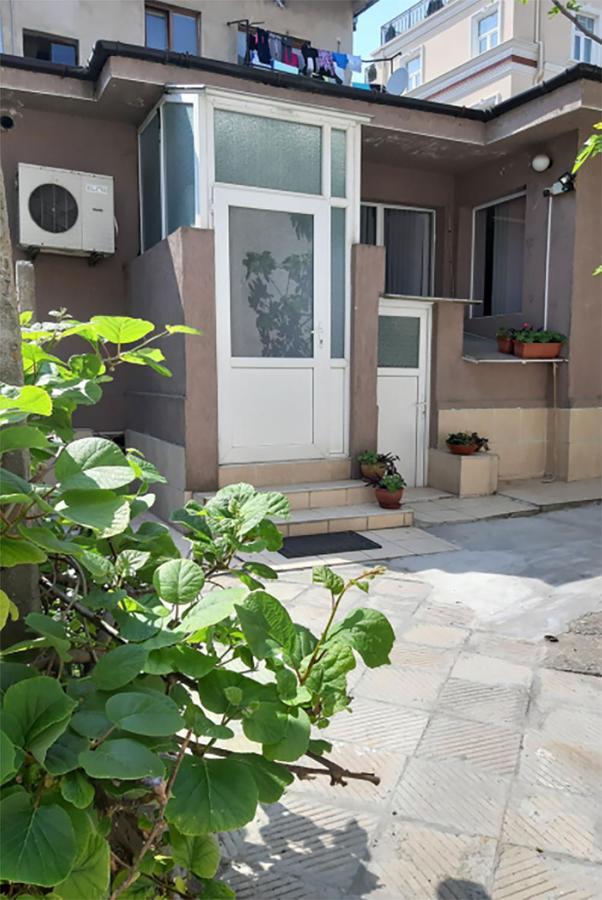 Central House Varna Ngoại thất bức ảnh